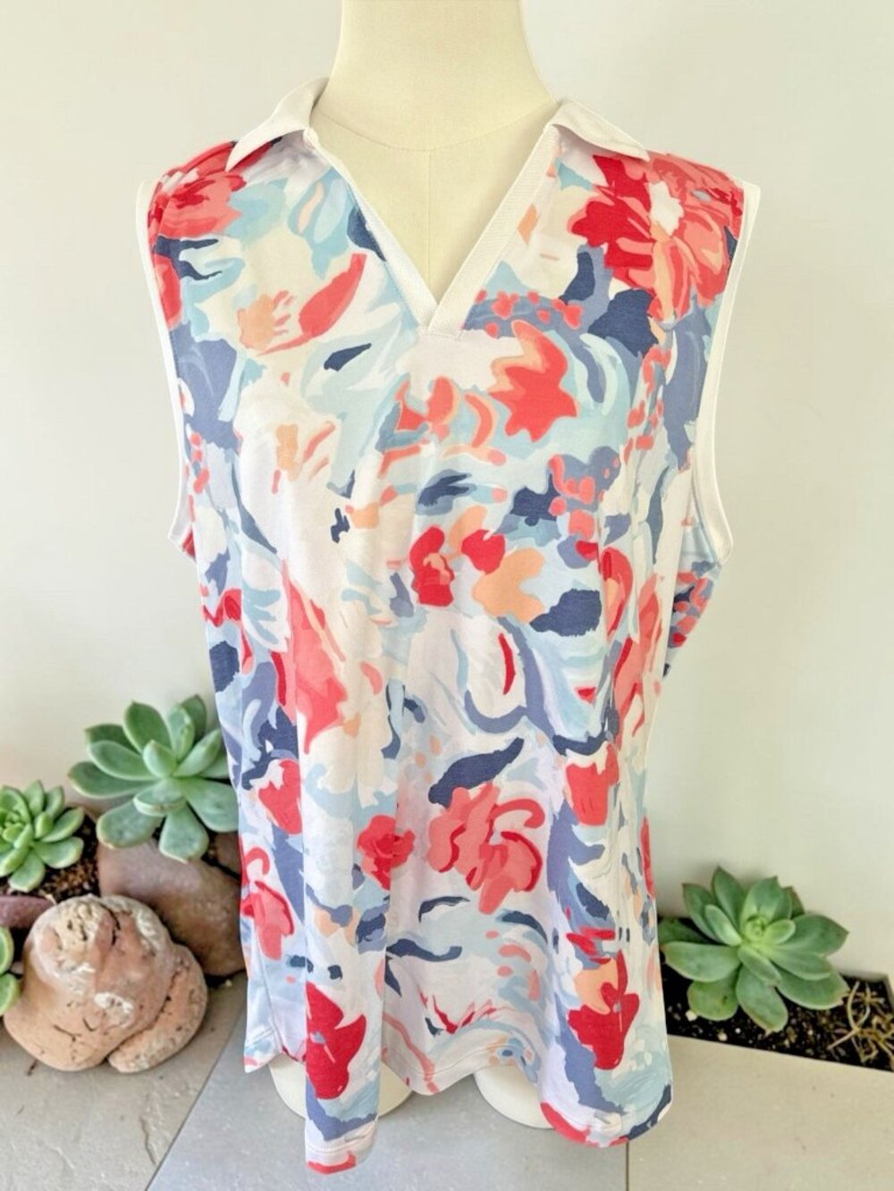 Walter Hagen Women's Golf Performance 11 Sleeveless Floral Polo-Size XL-NWT